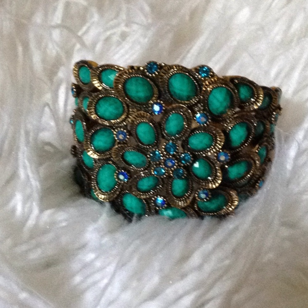 Peacock gemstone antique gold bronze bracelet